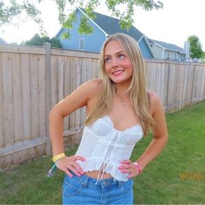 Meet your Posher, June